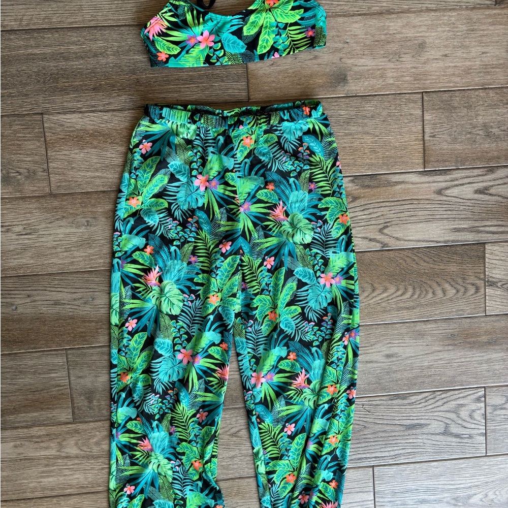 Art Class Tropical Leaf Print Kids Pajama Set - Picture 4 of 5